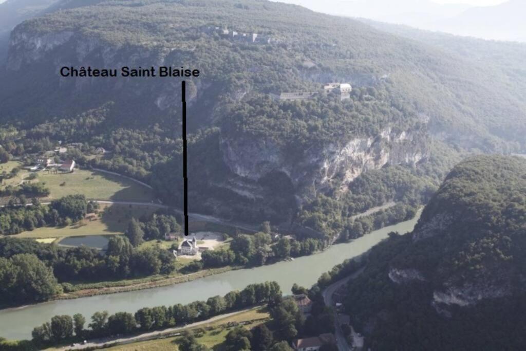 Au Chateau Saint Blaise Virignin Екстериор снимка